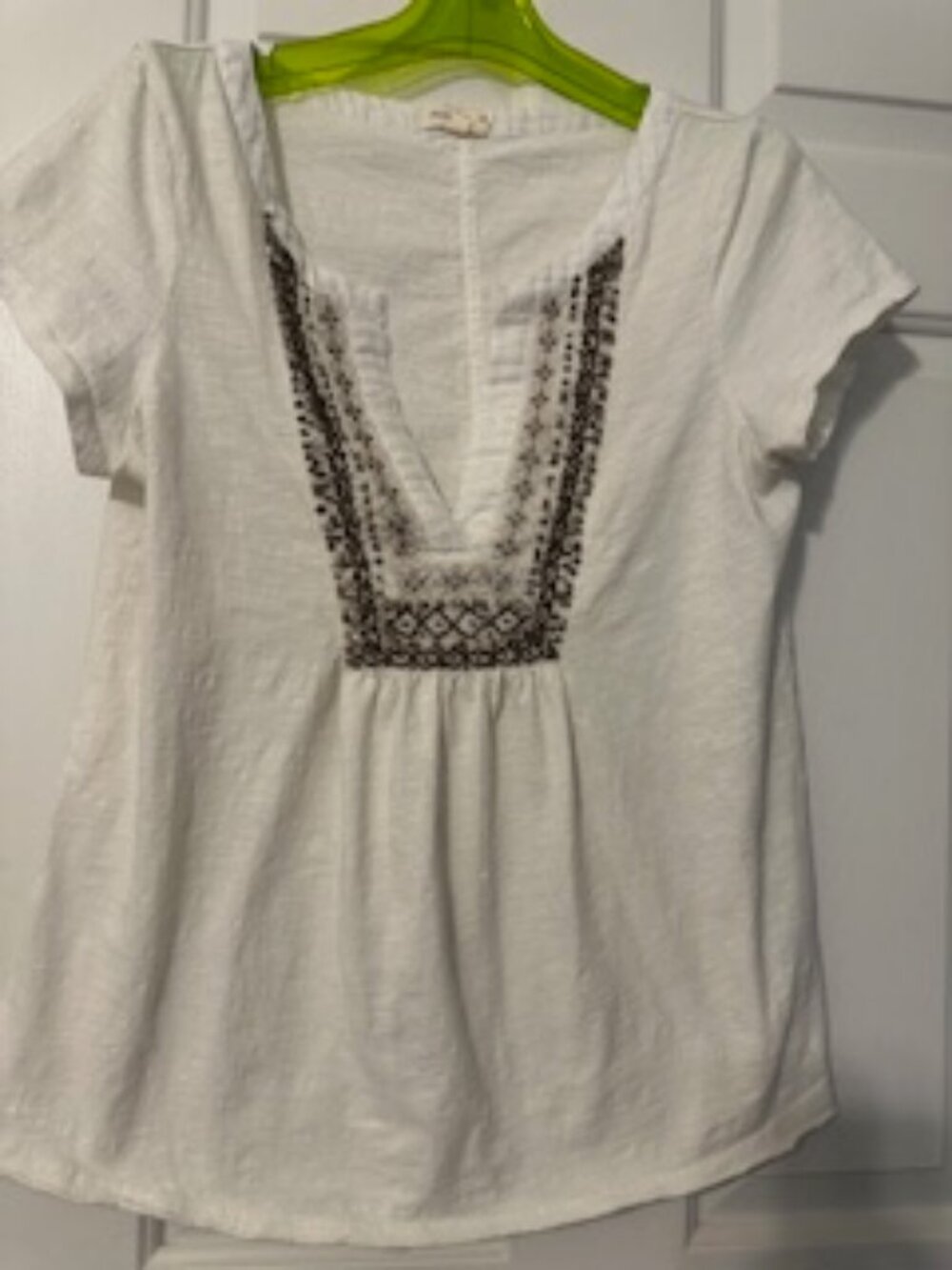 Meadow Rue. Beaded, off white, short sleeve shirt